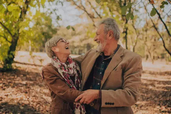 Día Internacional de las Personas de Edad: Envejecer con Plenitud Sexual
